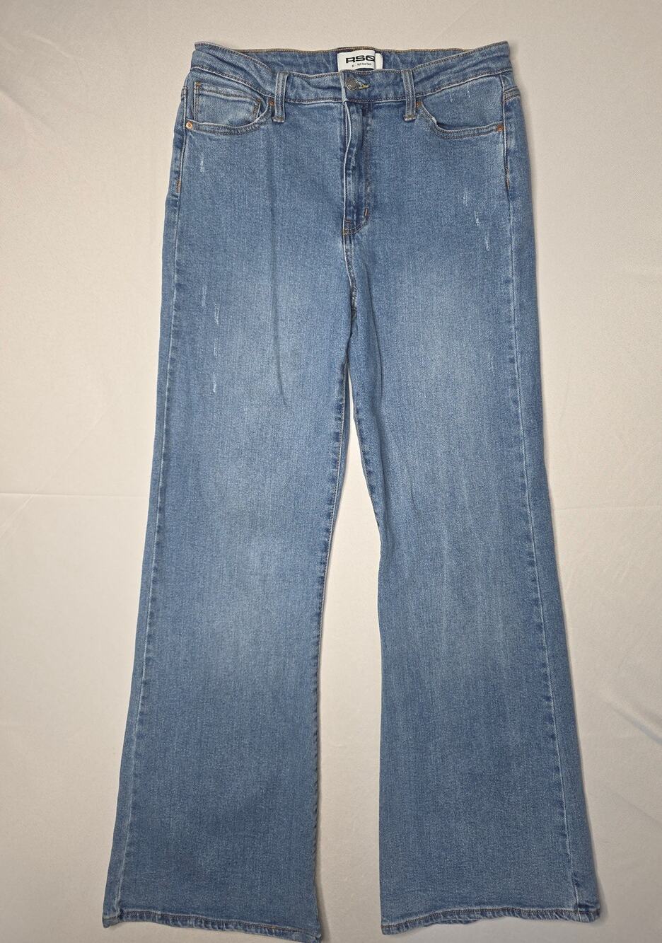 RSQ women's high-rise flare jeans in a classic medium wash Size 30